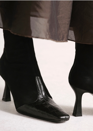 LOLA CRUZ Booties Mod. 001T83BK black
