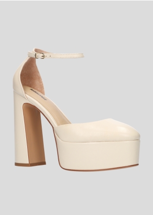 LOLA CRUZ Pumps Mod. 050P13BK off white