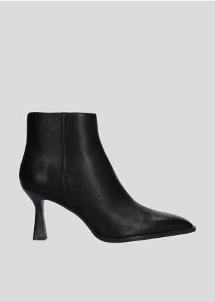 Botines LOLA CRUZ Mod.007T13BK negro