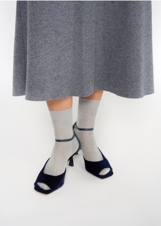 SILK SOCKS
