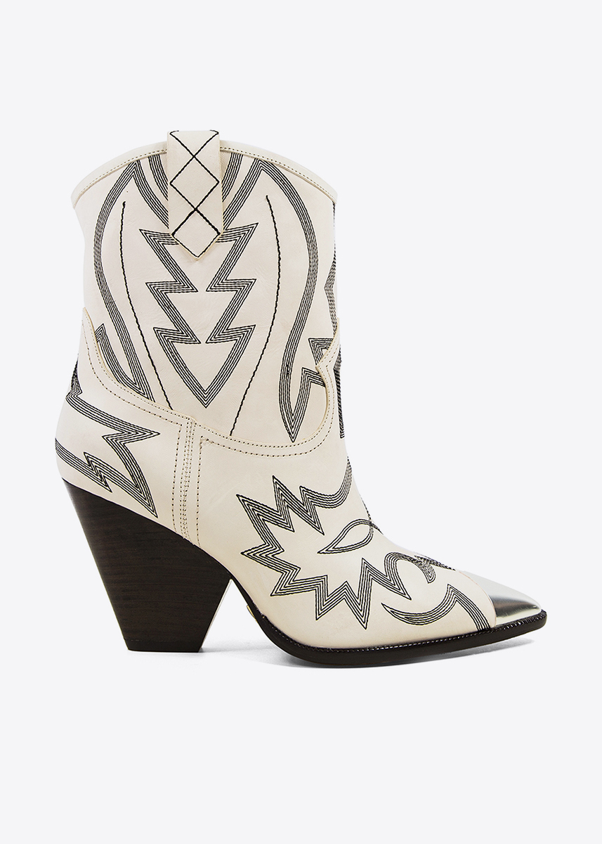 Lola cruz biker boots hotsell