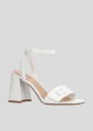 Sandalias Tacon LOLA CRUZ Mod.313Z20BK blanco