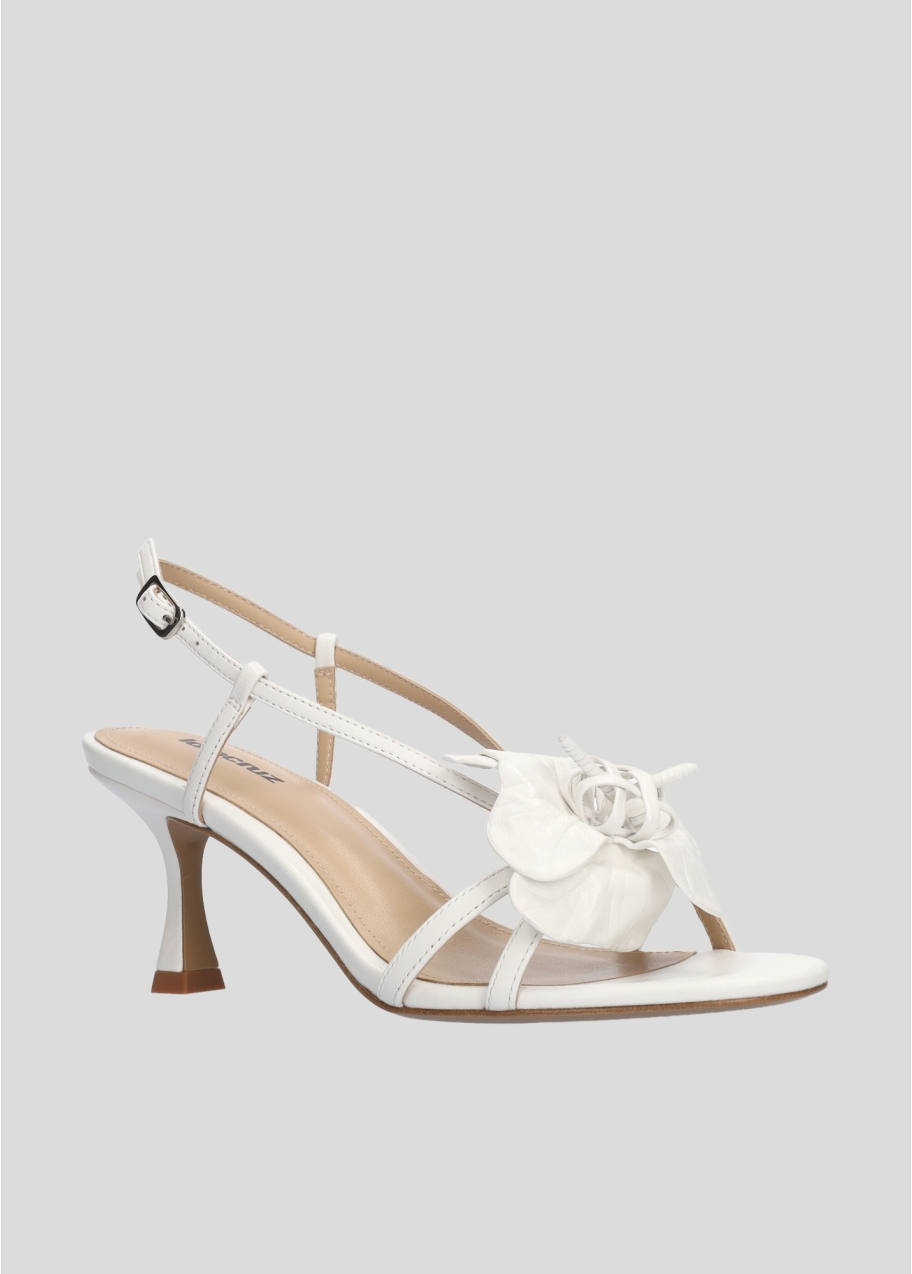 はちはる Heeled sandals for women Lola Cruz in leather. Style Tulipa Heel