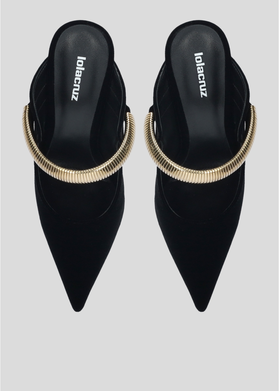 Pumps for women with gold-plated steel bracelet | LOLA CRUZ