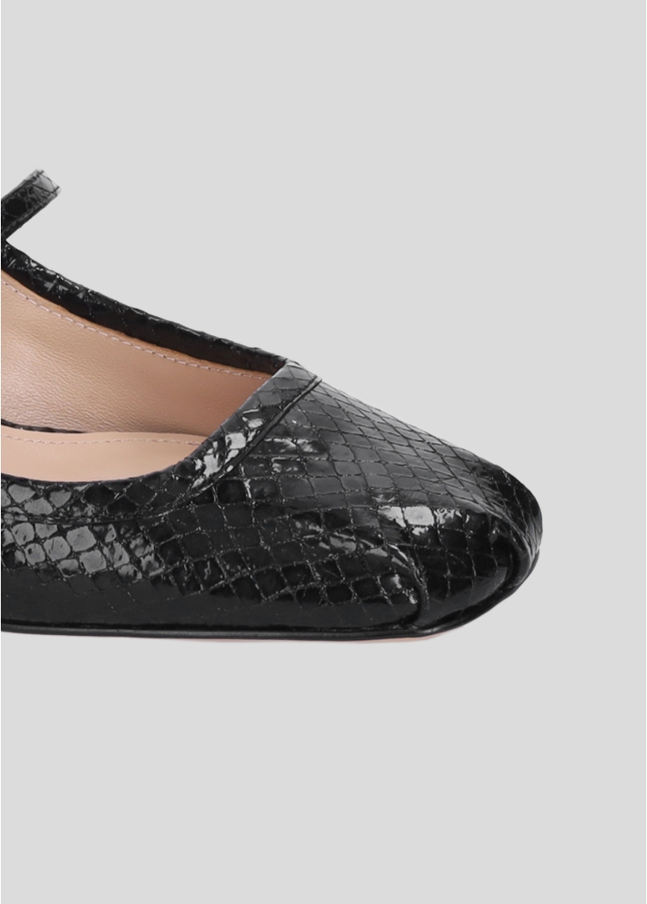 Pumps for women Lola Cruz in leather. Style Rima Pumps 50