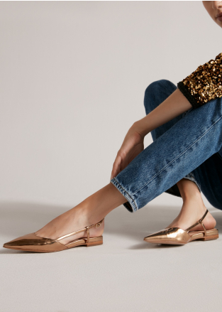 Zapatos planos LOLA CRUZ Mod.109Z17BK bronce