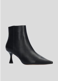 LOLA CRUZ Booties Mod. 127T13BK black