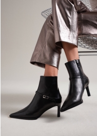 LOLA CRUZ Booties Mod. 162T42BK black