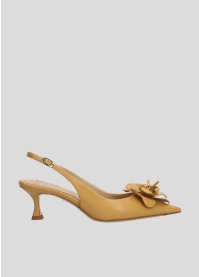 LOLA CRUZ Heleed shoes Mod. 031Z13BK camel