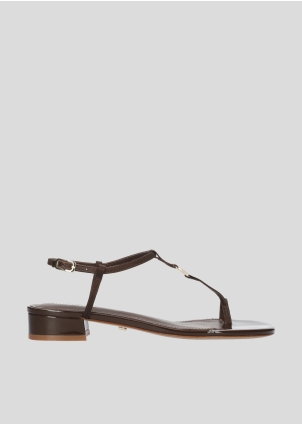 JUNE FLAT