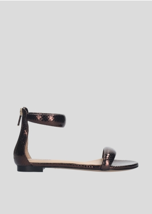 AMY FLAT 