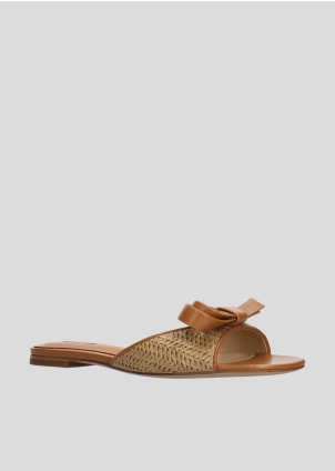 LINDA FLATS